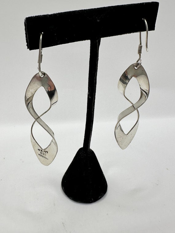 Pretty Mobious Sterling Silver Dangle Earrings - image 3