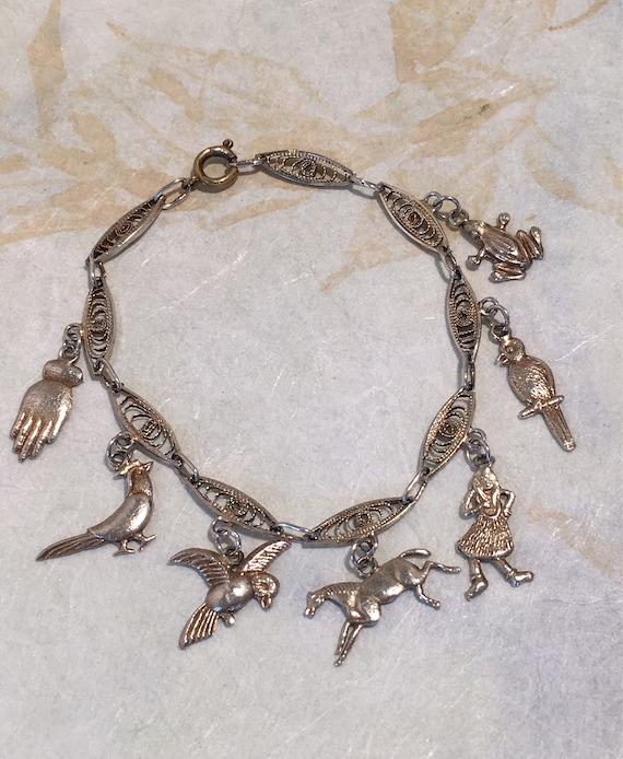 LONDON MEMORIES .925 Sterling Silver Travel Souvenir Charm Bracelet Bi –  Haylee's Silver