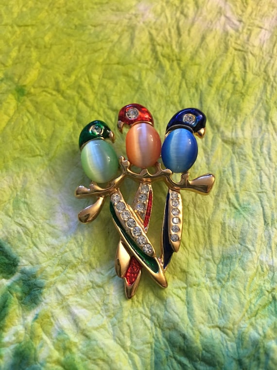 SETA parrots with moon glow bellies vintage brooch - image 5