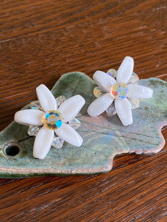 Gorgeous Hobe’ Milk Glass and Rhinestone Clip Earrings View 2