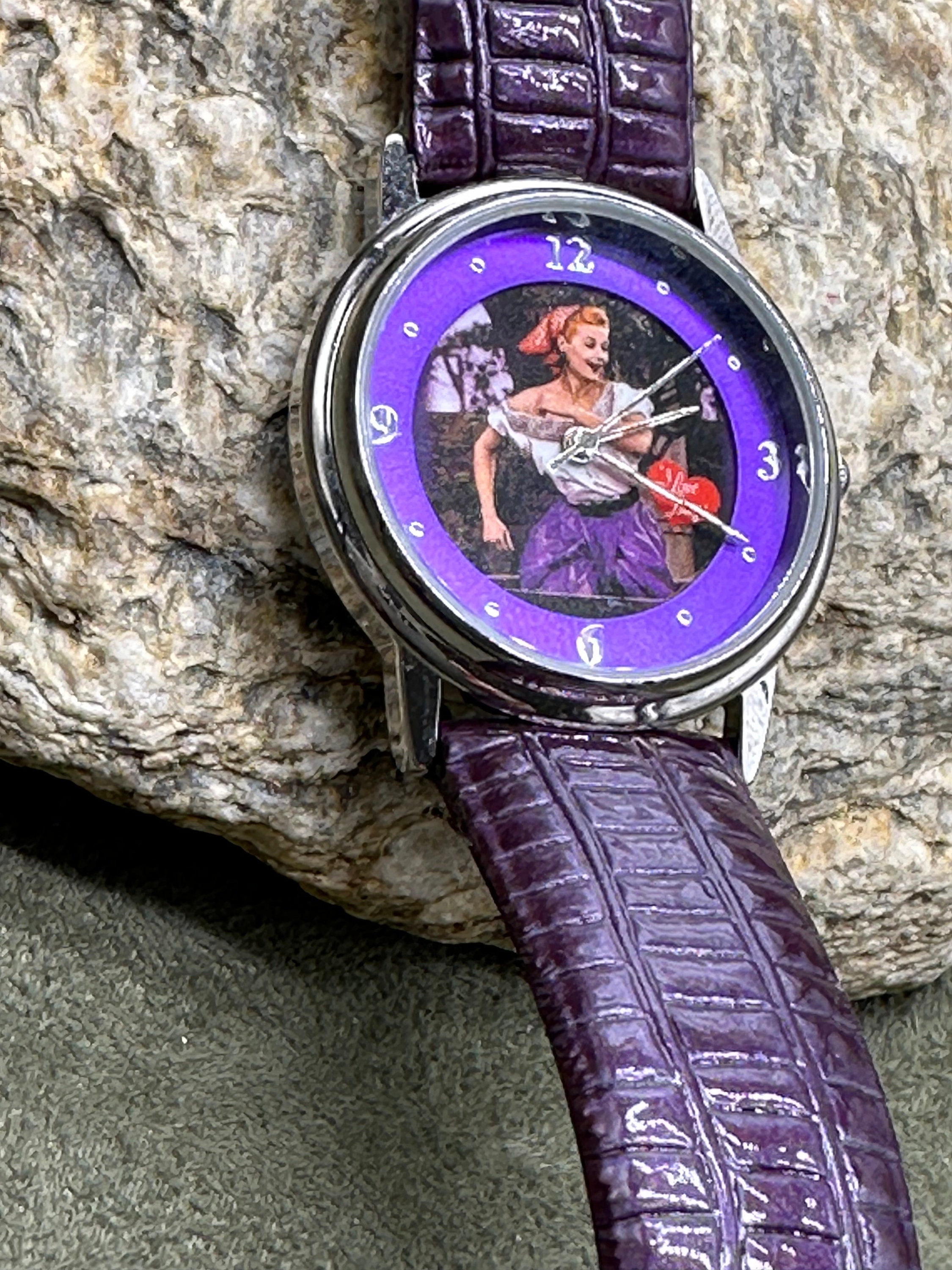 I Love Lucy Analog Wristwatch Purple Buckle Band Silver Tone