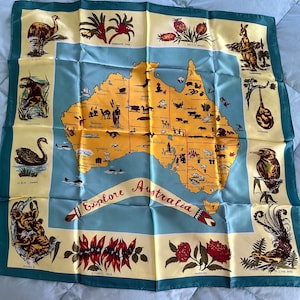 Vintage Explore Australia Souvenir Map Wildlife Scarf