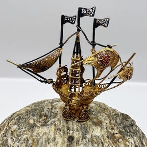 Galleon XVI Century (33) - Etsy