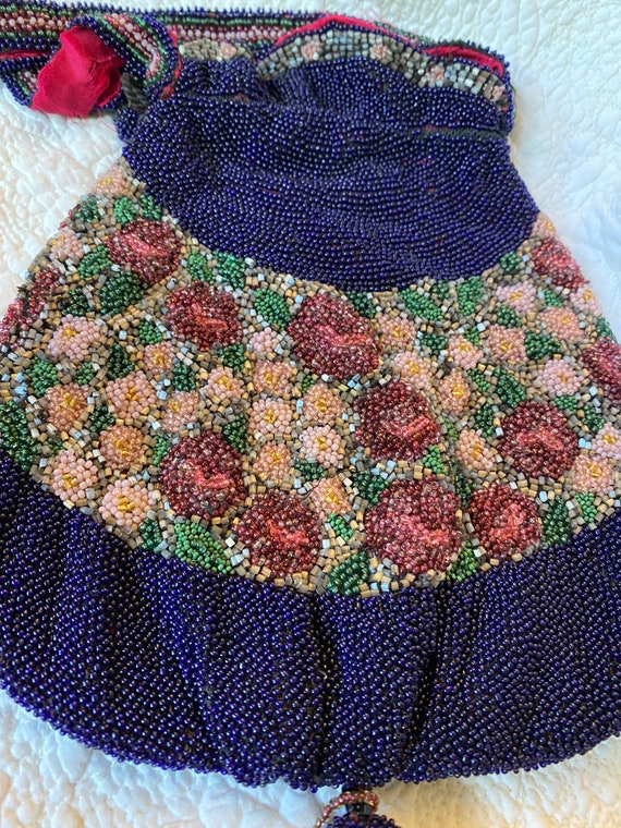 Heavily Beaded early 1900s Wristlet Purse with Sat