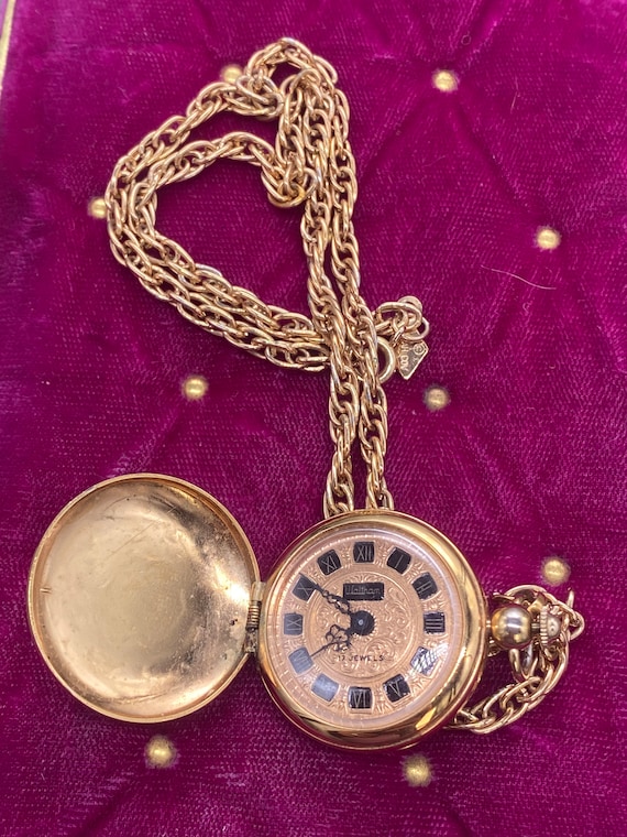 Waltham Gold Tone Pocket Watch / Pendant Necklace