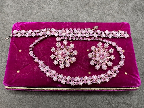 Leru jewelry store