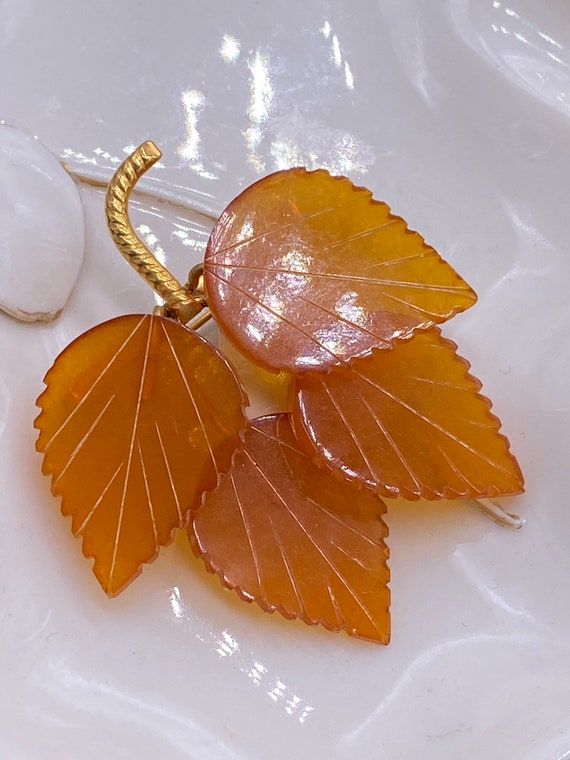 Vintage Russian Baltic Amber 4 Leaf Brooch - image 3