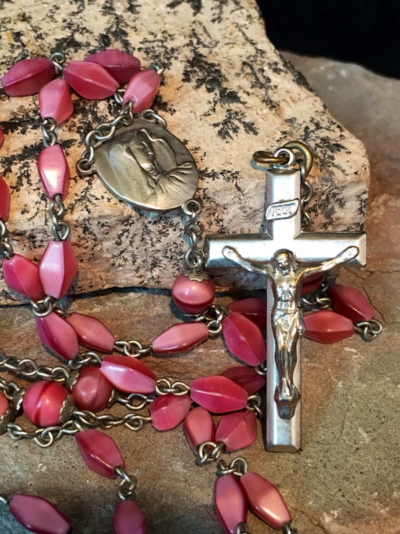 Beautiful Pink Stone Rosary - image 2