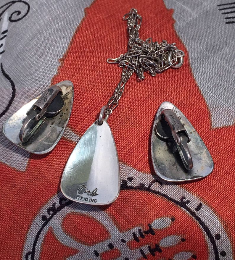 Mid Century Modernist Signed Orb Pendant Necklace and Matching Clip Earrings