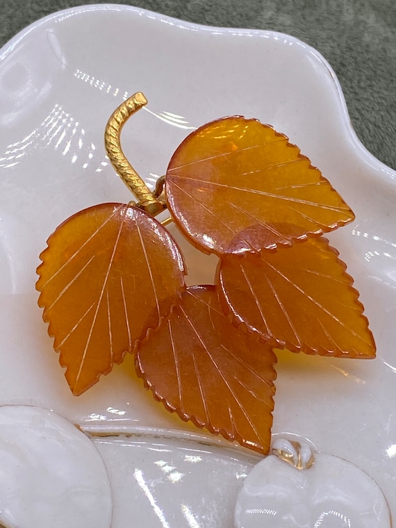 Vintage Russian Baltic Amber 4 Leaf Brooch