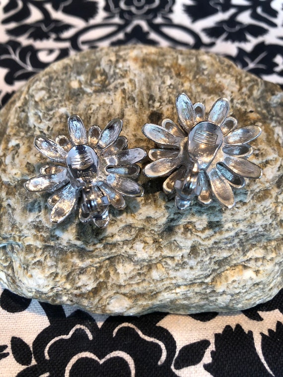 Monet Silver Tone Daisy Style Clip Earrings - image 2