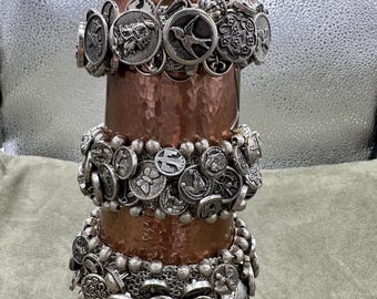 Vintage Silvertone Button Bracelet, Crochet Stretch Band