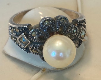 Pretty Sterling Silver Marcasite Ring with a Large Pearl