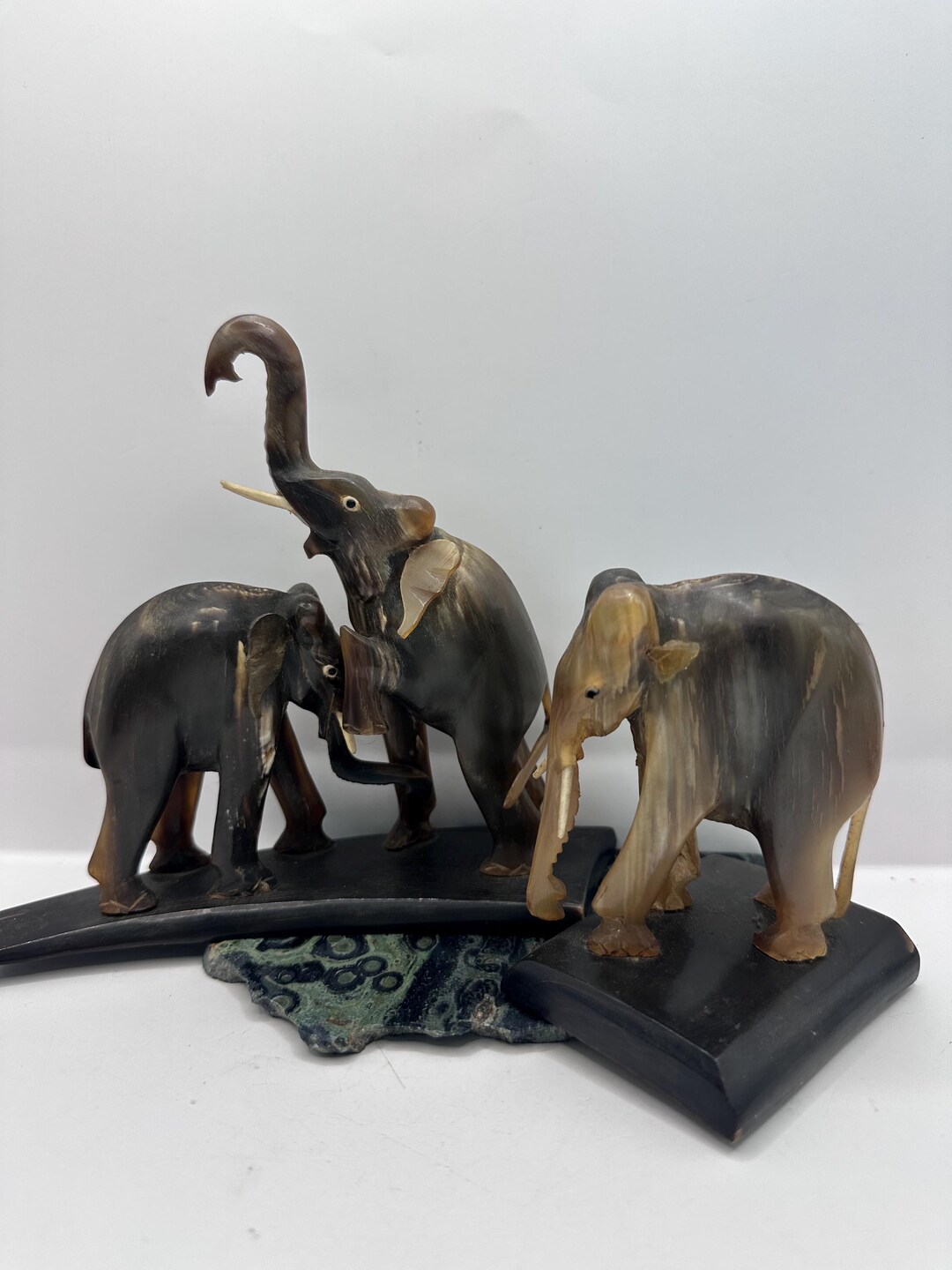 Vintage Carved Elephants - Etsy