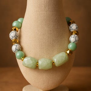 Howlite Gemstone Stretch Bracelet