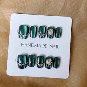 Luxury Green Cat Eye Press On Nails – Handmade Reusable Nail Set with Rhinestone Accents