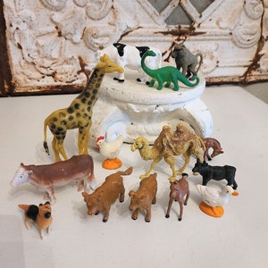 Vintage AAA Giraffe Toy Plastic Animal -  India