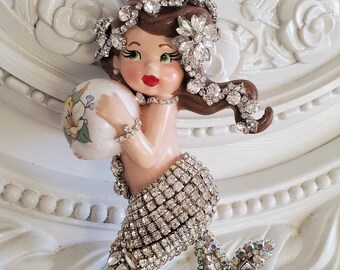 vtg MERMAID plaque rhinestone jewelry OMG! brooch Earrings lot  * bling Gorgeous trim beach decor, mermaid figure