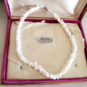 vintage white shell necklace, beach necklace, white sea shells