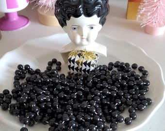 18 feet Black beaded garland, Christmas garland, Halloween garland, black beads