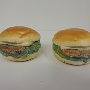 Hamburger Salt and Pepper Shaker Set