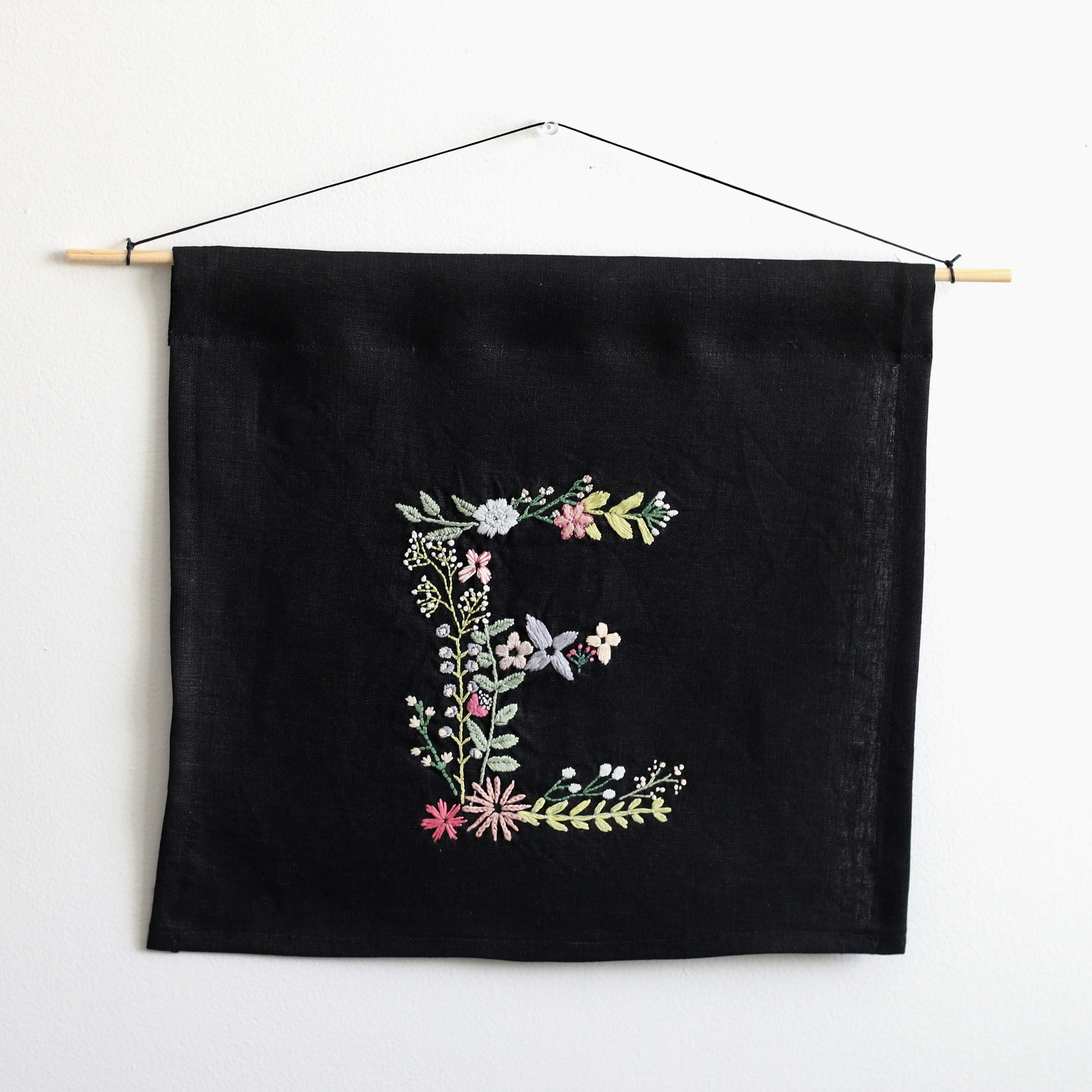 Letter T Botanical Embroidery Design Floral Monogram PDF | Etsy