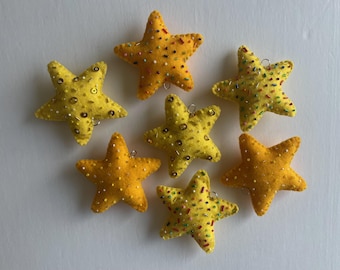 Star Embroidered Felt Christmas Ornament: Hand Stitched Beaded Decor