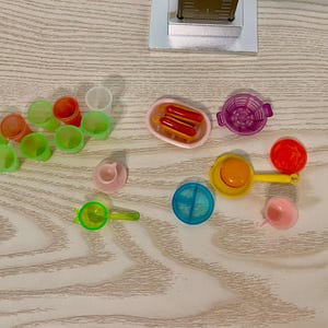 Dollhouse Dishes, Mini Plastic Kitchen, Vintage Plastic Dollhouse Serveware