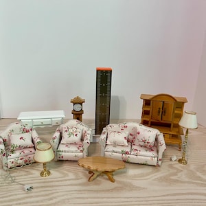 Dollhouse Furniture, Farmhouse Dollhouse, Mini Cabinets, Rustic Miniature Furniture, Vintage Dollhouse, Miniatures