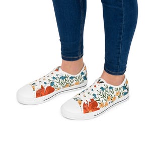 Floral Women&#39;s Low Top Sneakers | Stylish Casual Footwear, Spring-Summer Fashion, Unique Gift for Her, Everyday Wear, Trendy Slip-Ons