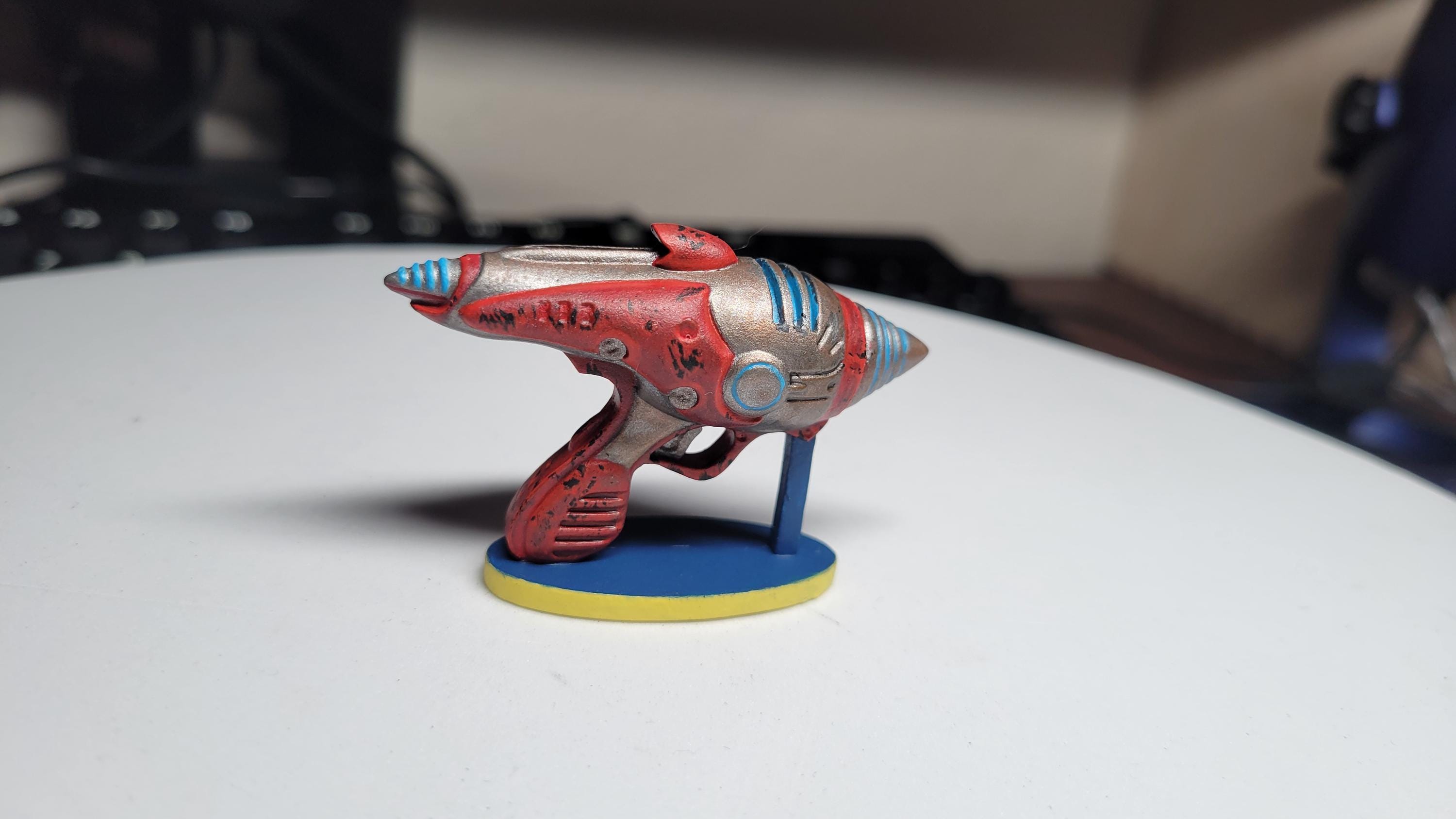 Fallout Alien Blaster Pistol, Hand-painted Miniature for Tabletop Games ...