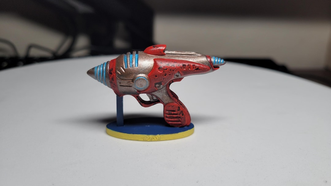 Fallout Alien Blaster Pistol, Hand-painted Miniature for Tabletop Games ...