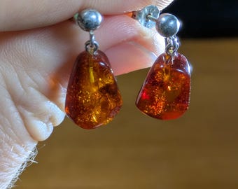 Vintage Amber Dangle Earrings — 925 Silver Stud Post | Natural Amber Chunk, Teardrop Drop
