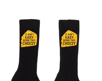 Ce n'est pas facile d'être ces chaussettes ringardes, chaussettes unisexes, cadeaux d'anniversaire, cadeaux de Noël, idées secrètes pour le père Noël, chaussettes de Noël, etc.