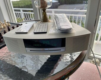 BOSE Wave Music System- See video