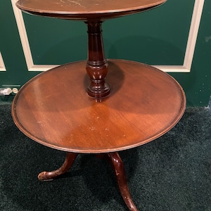 Vintage Mahogany 2‑Tier Dumbwaiter Table • Round Shelves • Turned Pedestal Stand