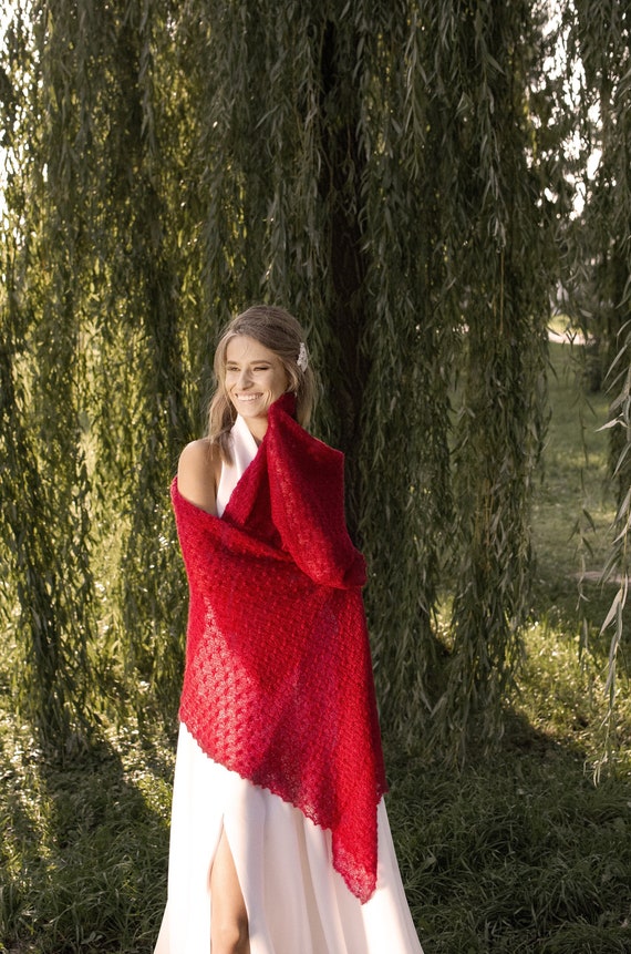 Red evening sale shawl