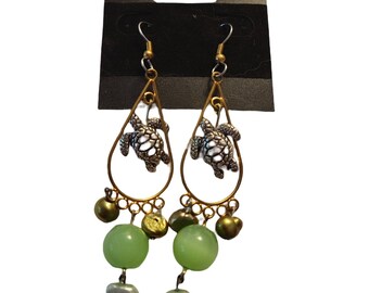 Turtles Green Glass Beads and Freshwater Pearls Earrings