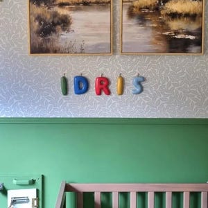 Letras de burbujas de arcilla gruesa hechas a mano para decoración infantil, color personalizado, nombre personalizado