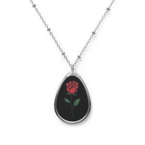 Elegant Rose Pendant Necklace: Vibrant Floral Zinc Alloy Jewelry