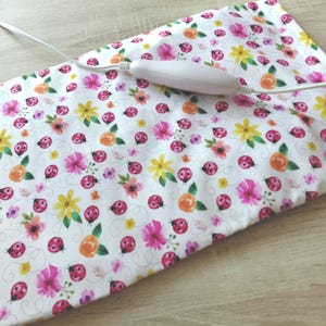 Heating Pad Cover, Poly Cotton and Flannel Heating Pad Cover with Velcro Closure, 12 x 15 and 12 x 18 Inches, &quot;Flowers and Ladybugs&quot;