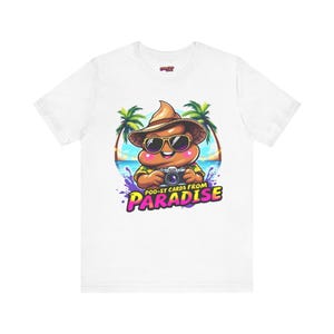 Poo-stcards aus der verlorenen Welt, lustiges Poop-Reise-Shirt, Vintage Karte Vibes, weiche Unisex-Passform, ChimePop-Faden