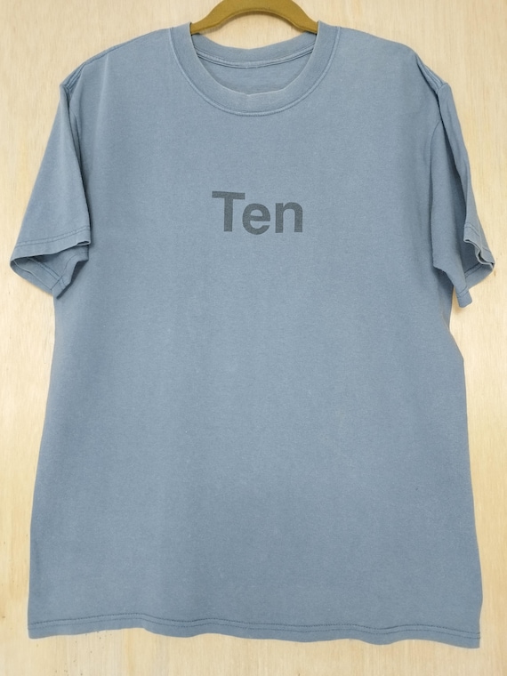 Maglietta Y2K Undercover Ten in difficoltà, da donna e da uomo