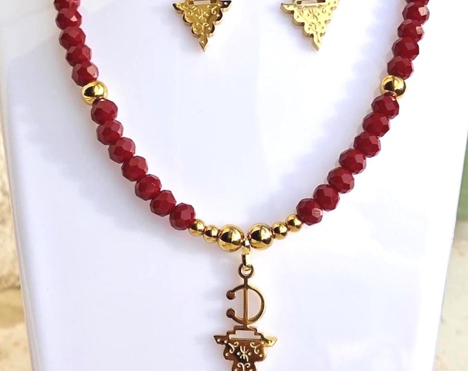 Parure Amazigh Fait Main – Collier & Boucles d’Oreilles – Pierres Naturelles Beige et Acier Inoxydable Plaqué Or 18K