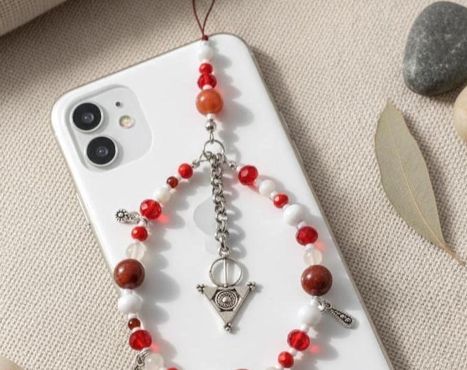 Bijou de téléphone inspiration amazigh berbère - Bracelet de téléphone kabyle – Rouge et Blanc avec fibule argentée