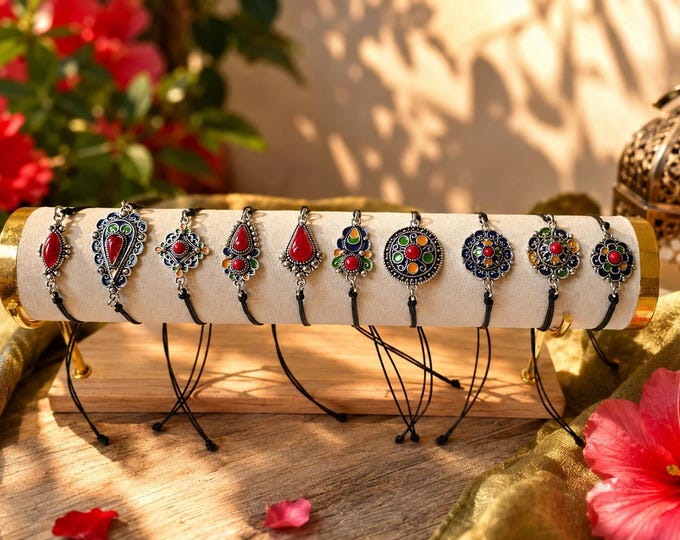 Bracelet Berbère Émaillé Kabyle en Métal Argenté | Bracelet ethnique Rouge, Bleu, Vert | Inspiration bijoux Traditionnels kabyles