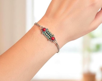 Magnifique bracelet kabyle avec chaîne en acier inoxydable et pendentif en métal argenté émaillé, Bracelet berbère bracelet amazigh ethnique