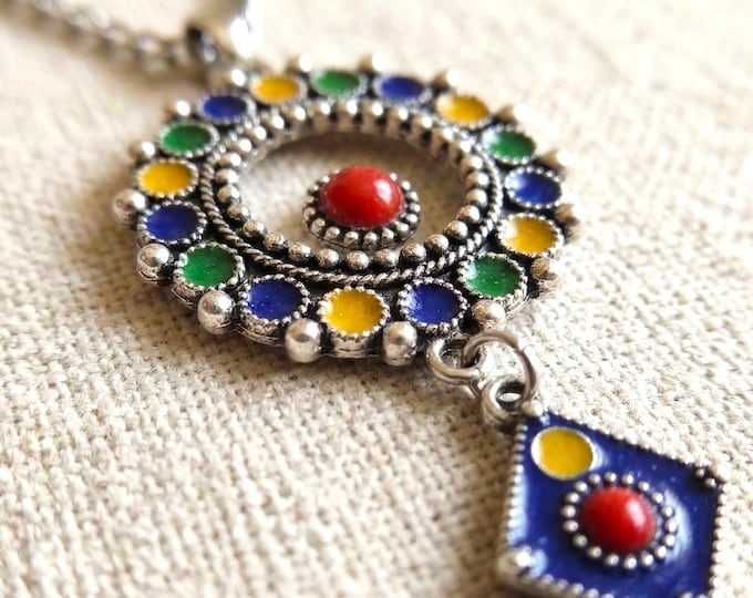 Collier femme- amazigh kabyle berbère traditionnel minimaliste avec une chaîne–  ethnique