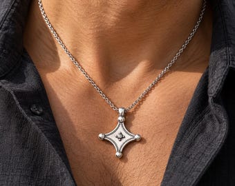 Collier amazigh homme, pendentif géométrique plaqué argent 925 et chaîne inox fine 45 cm