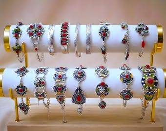 Bracelet Berbère Émaillé Kabyle en Métal Argenté | Bracelet Manchette Bohème Ethnique Rouge, Bleu, Vert | Bijou Traditionnel kabyle
